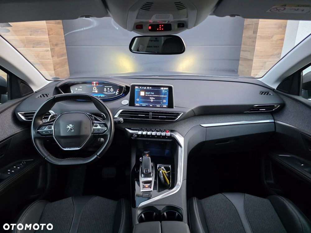 Peugeot 5008 1.5 BlueHDi Allure S&S EAT8 - 19