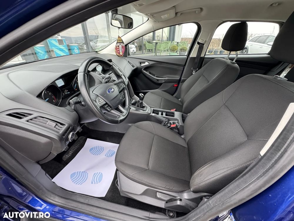 Ford Focus 1.0 EcoBoost Trend - 12