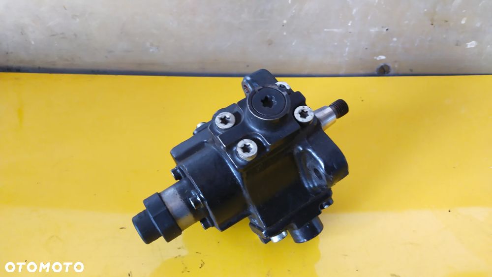 Pompa wtryskowa bosch 0445010097 - 1