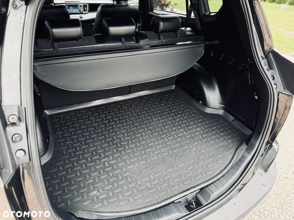 Toyota RAV4 2.0 D-4D 4x2 Start-Stop Edition - 16