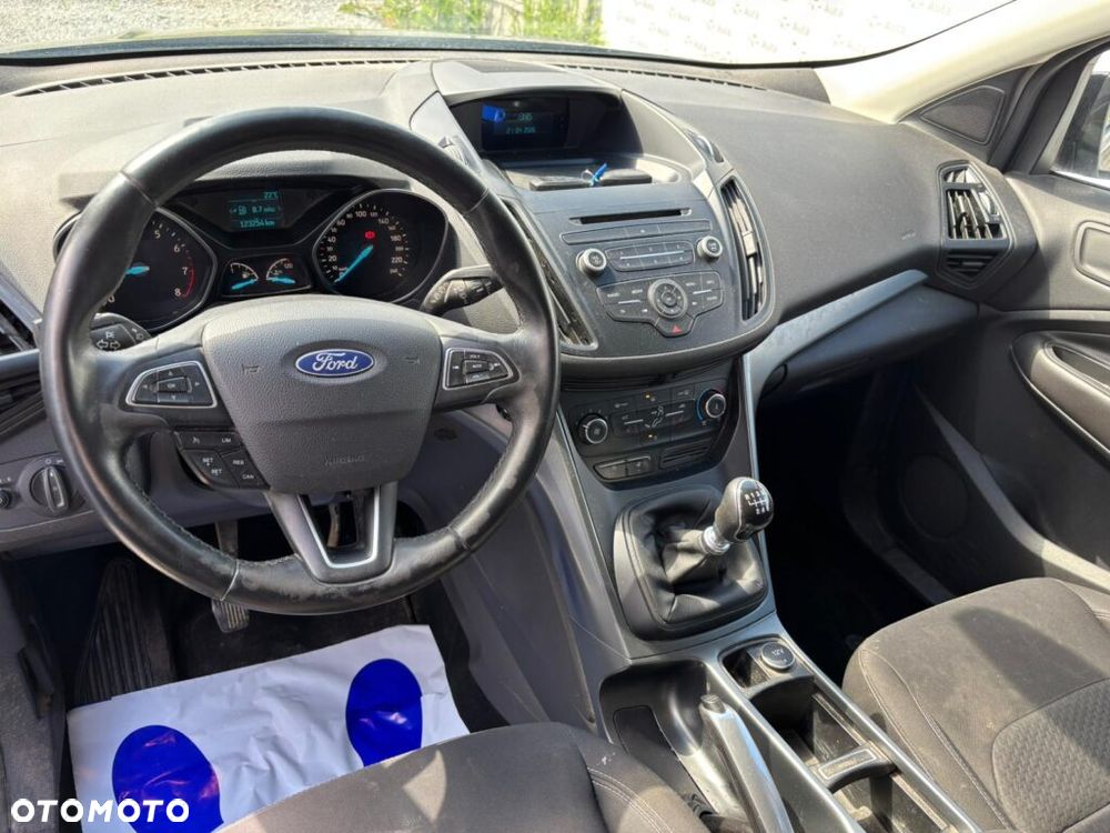 Ford Kuga 1.5 EcoBoost 2x4 Trend - 7