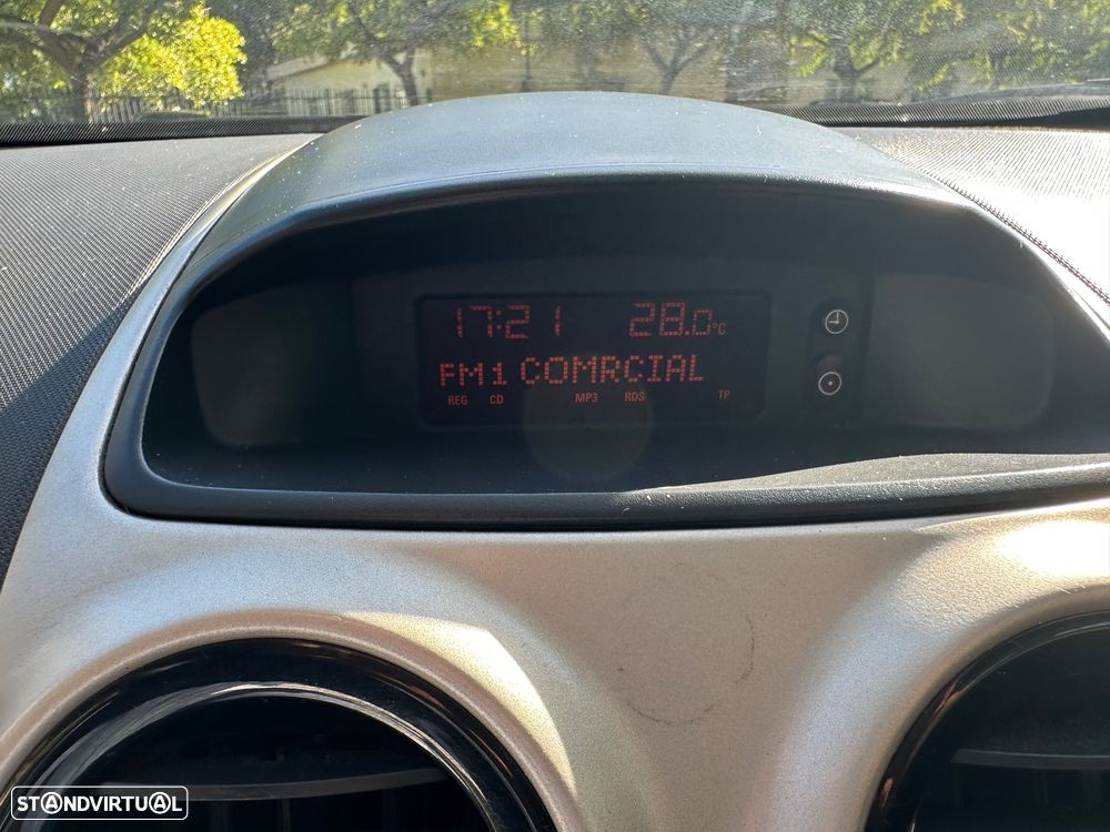Opel Corsa 1.3 CDTI Enjoy EcoFLEX - 24