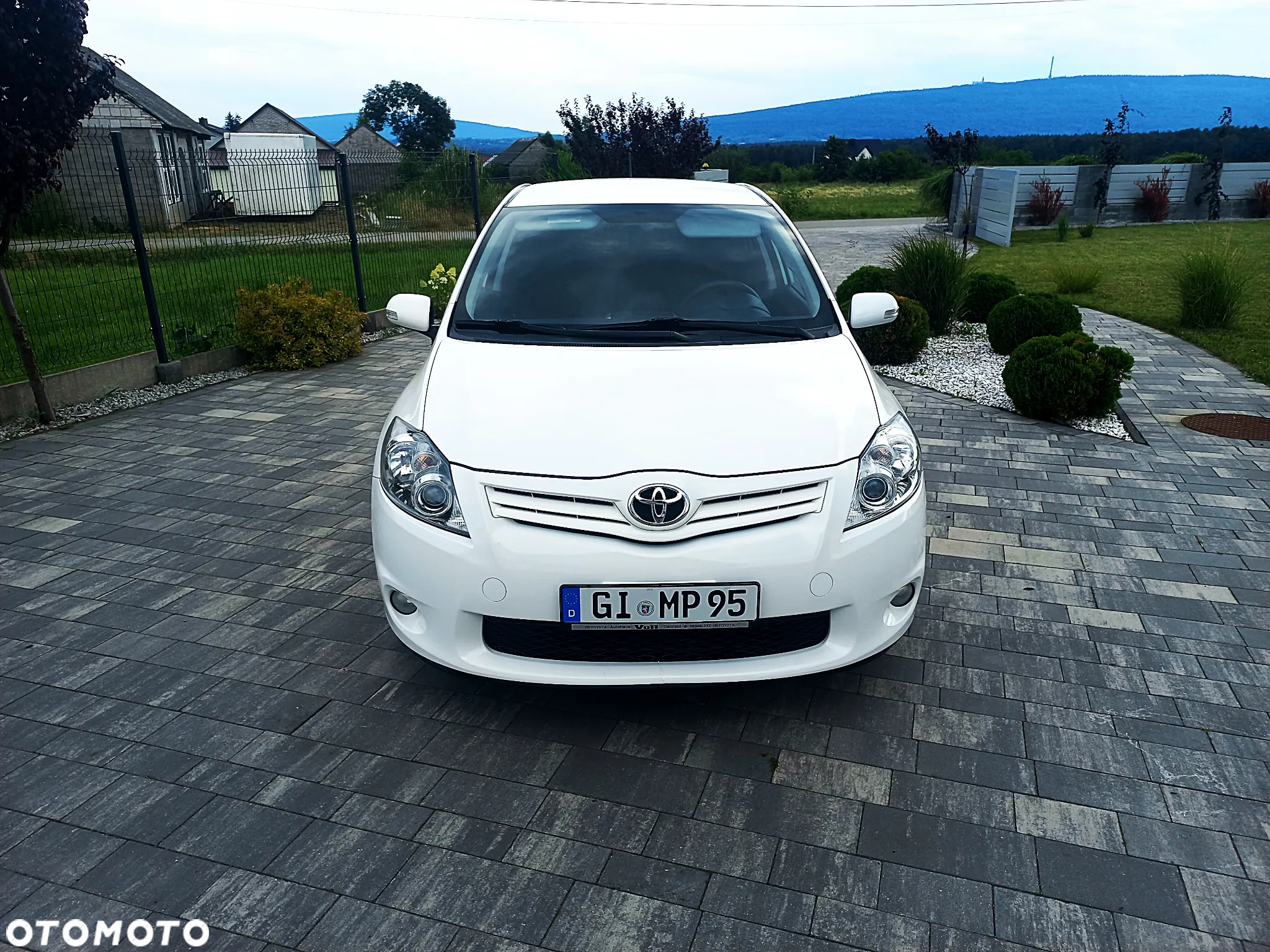 Toyota Auris 1.6 Sol - 2