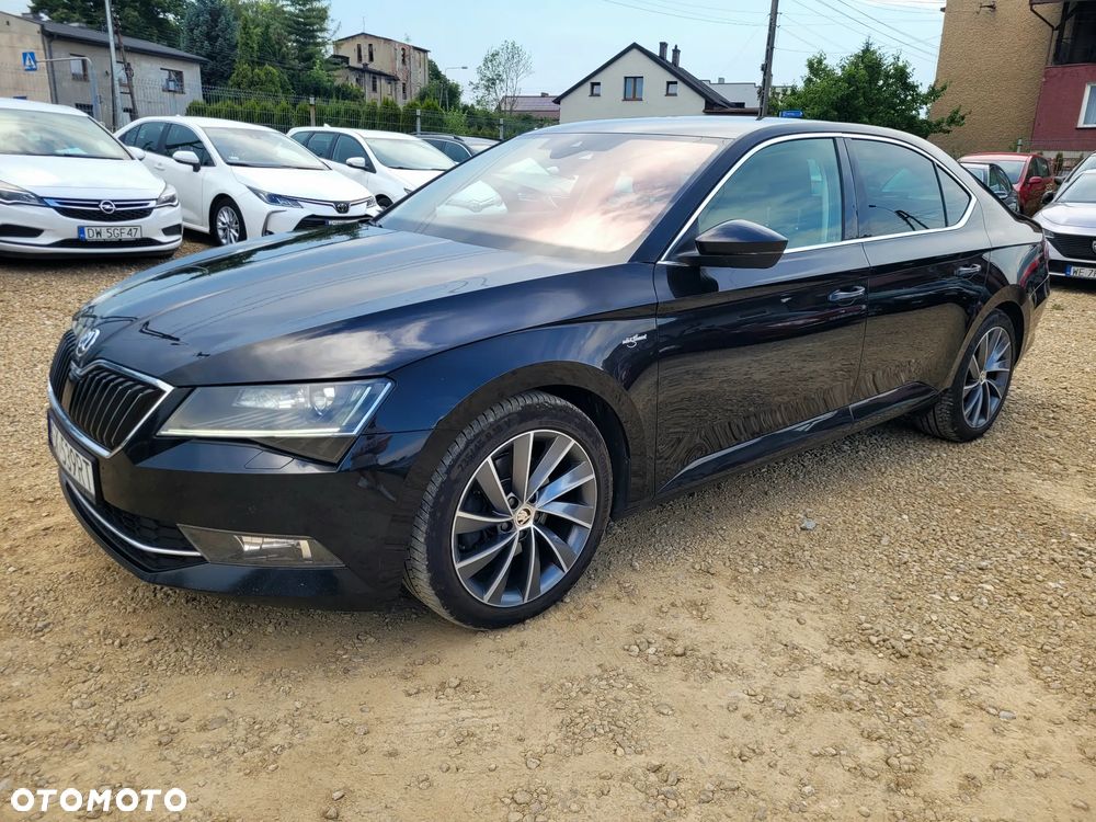 Skoda Superb 2.0 TDI 4x4 L&K DSG - 18