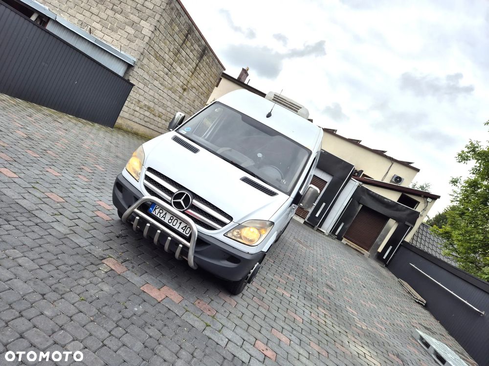 Mercedes-Benz SPRINTER - 3