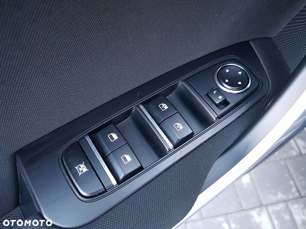 Kia XCeed 1.5 T-GDI M DCT - 14