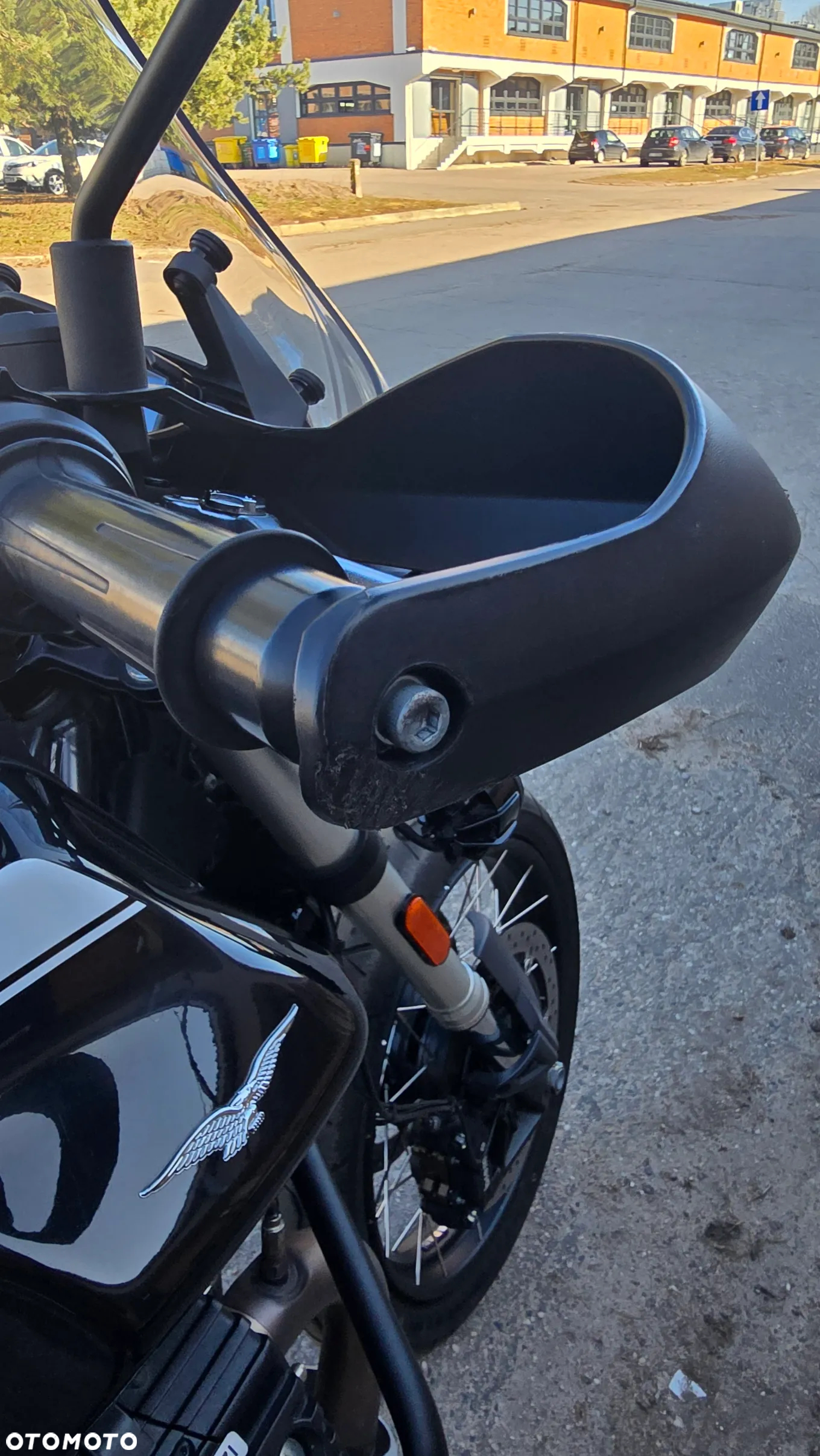Moto Guzzi V85 - 30