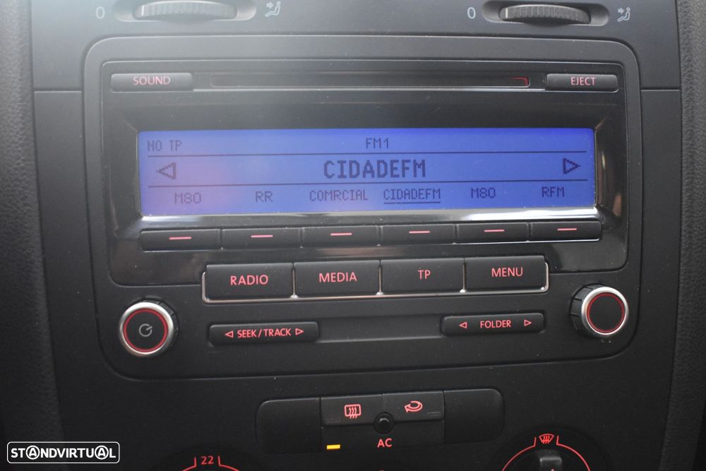 VW Jetta 1.9 TDi BlueM. Confortline - 31