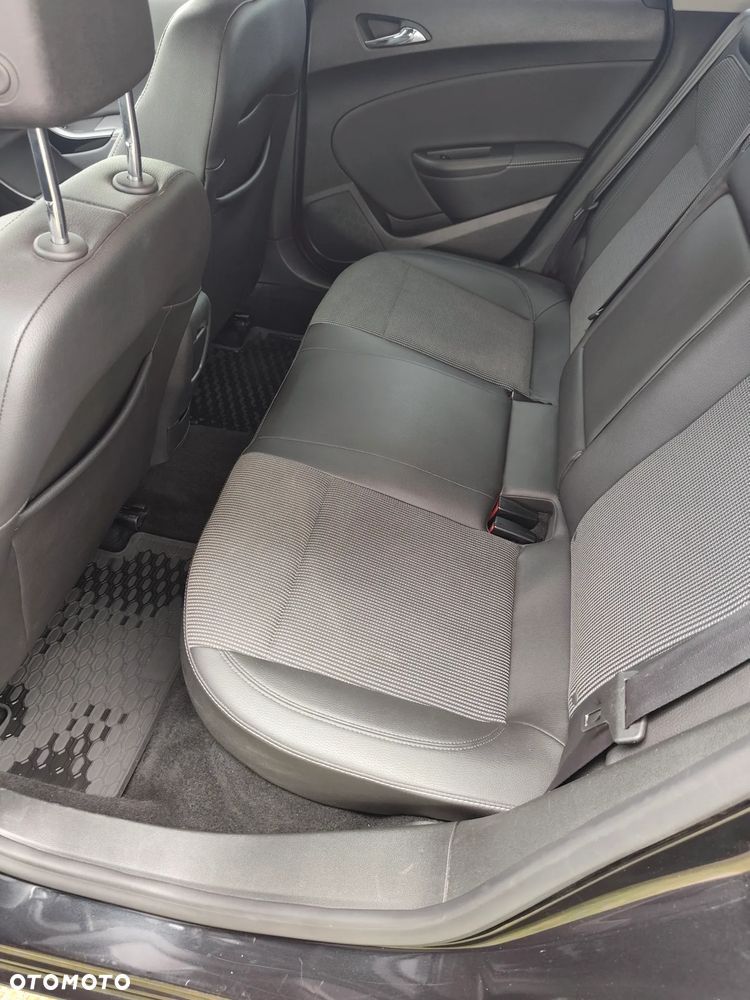 Opel Astra 1.4 T Cosmo - 11