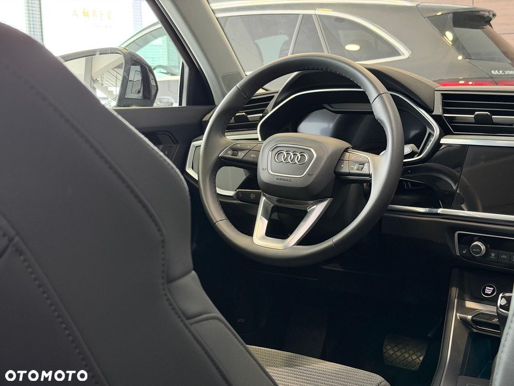Audi Q3 40 TFSI Quattro S-Line S tronic - 11