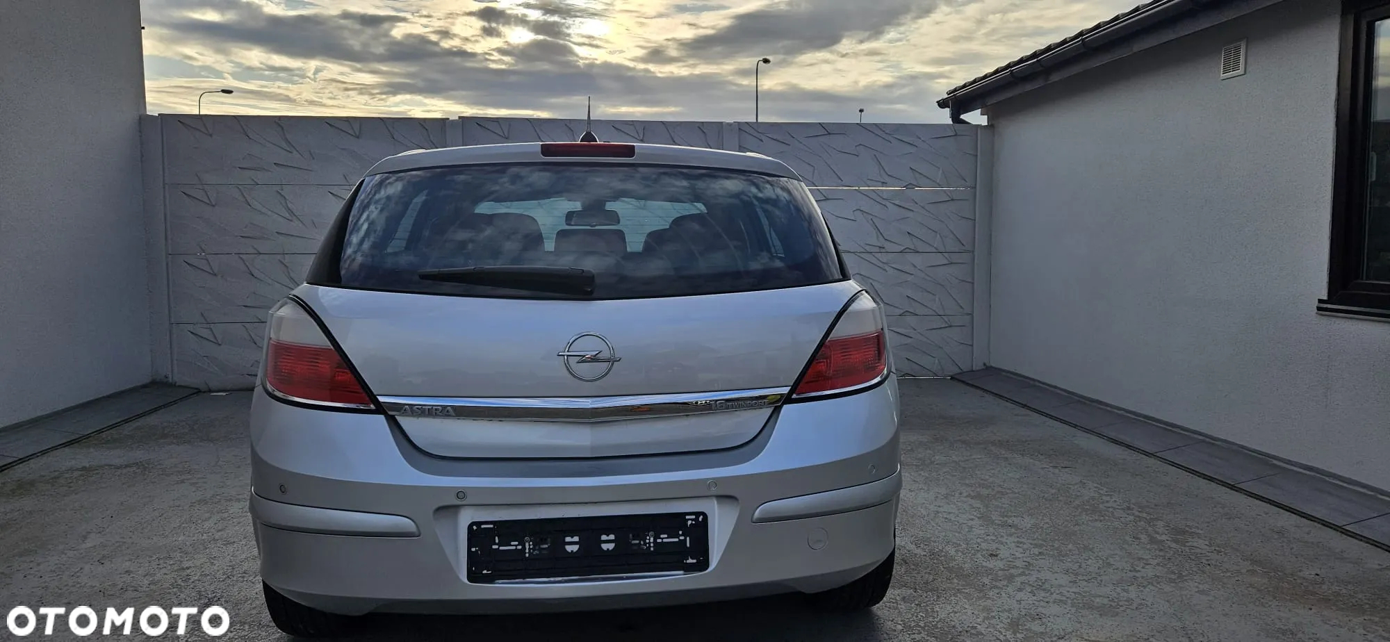 Opel Astra II 1.6 GL / Start - 12