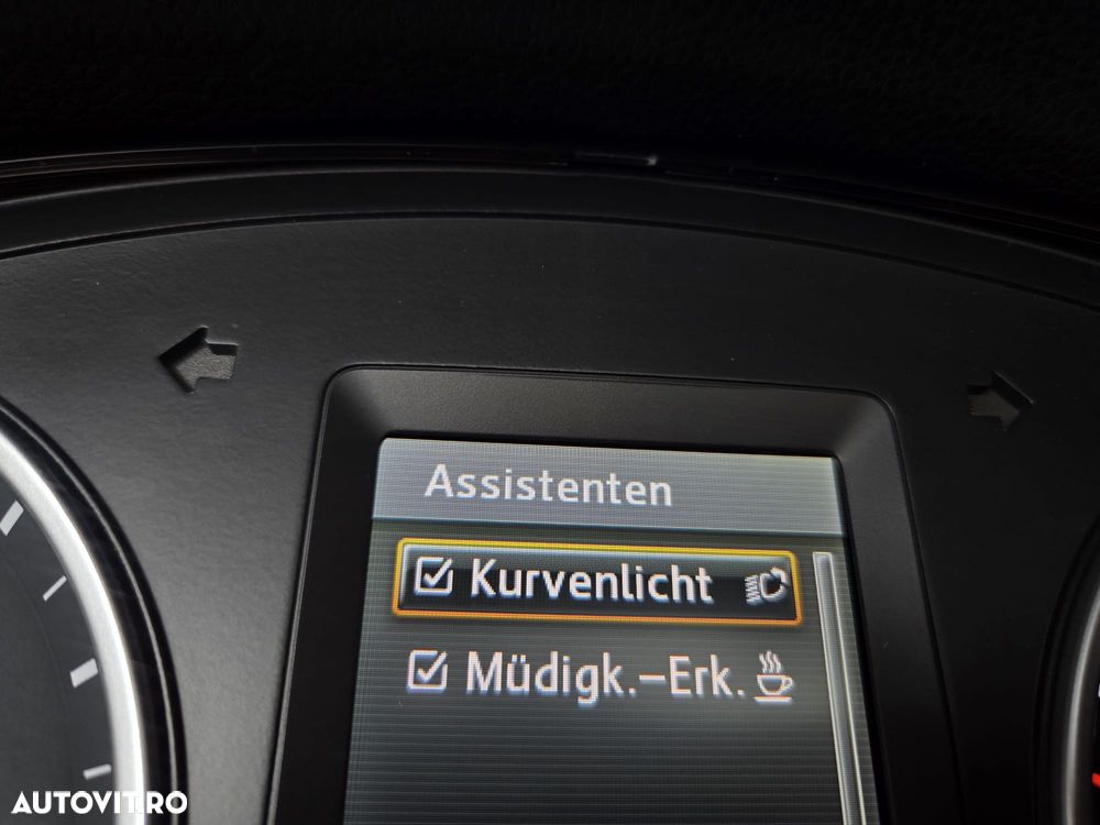 Volkswagen Tiguan 2.0 TDI DPF BlueMotion Technology Cup Sport & Style - 16