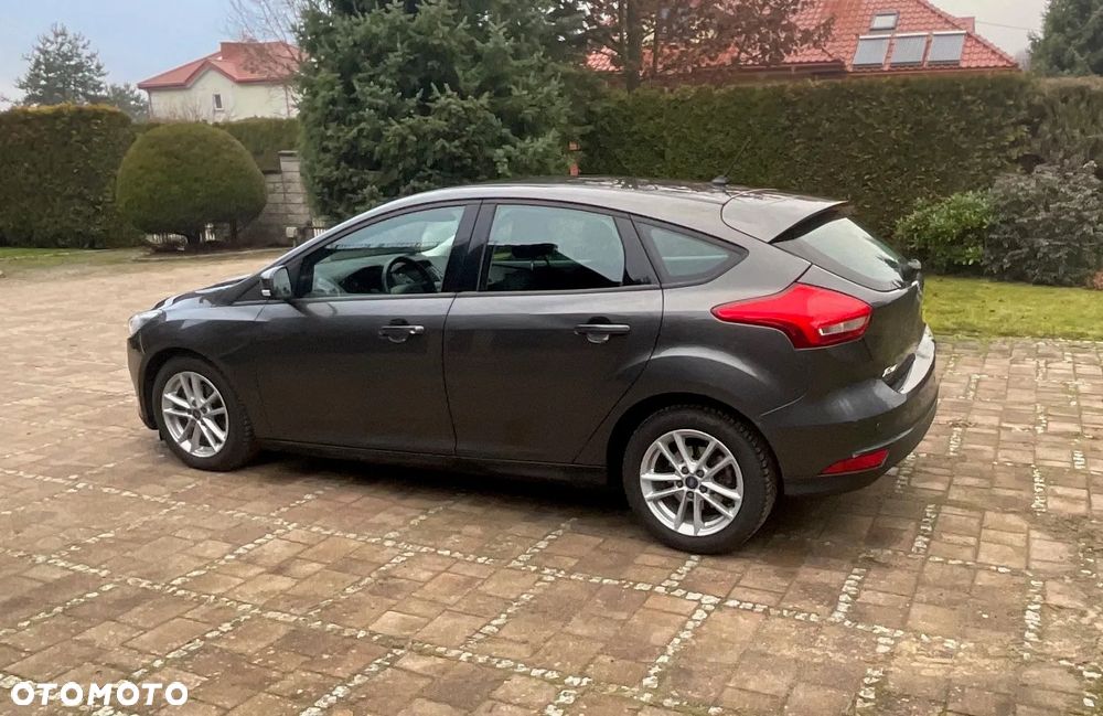 Ford Focus 1.6 Trend PowerShift - 8