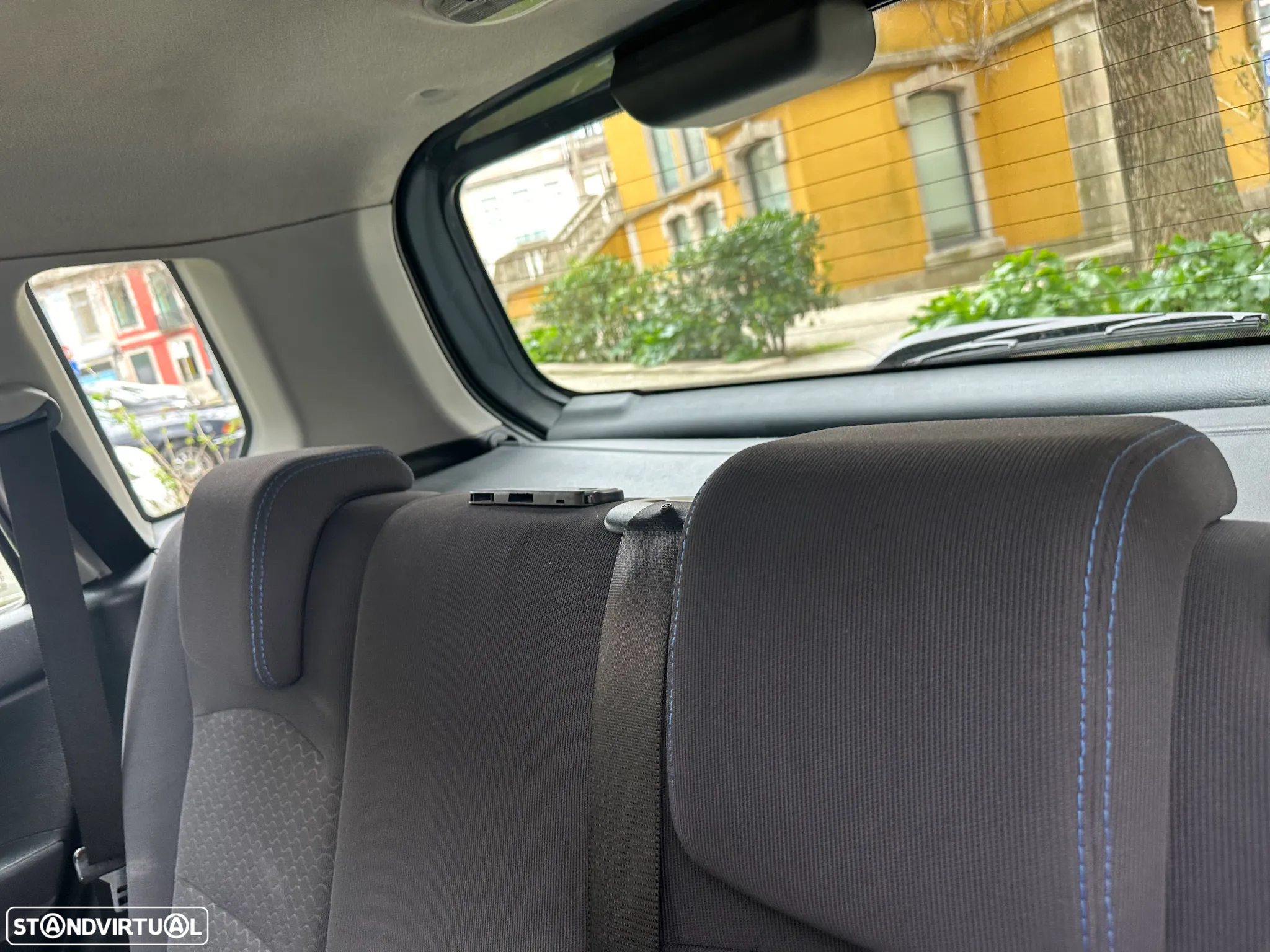 Mazda 2 1.25 Comfort AC - 16