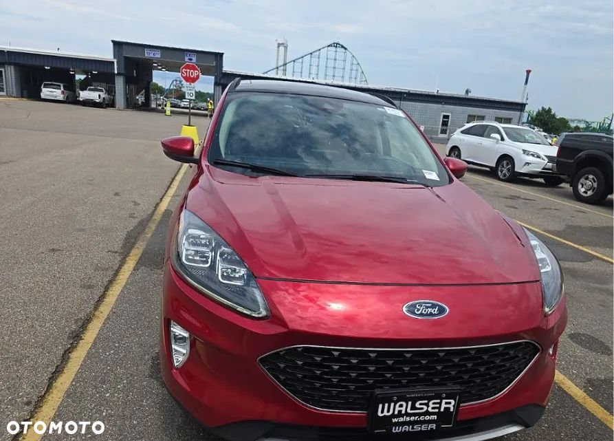 Ford Kuga 2.0 EcoBoost 4x4 Titanium - 3