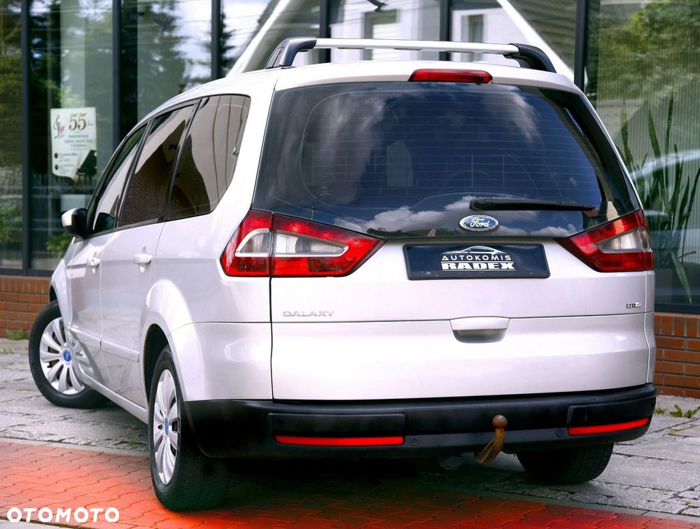 Ford Galaxy 2.0 TDCi Ambiente - 22