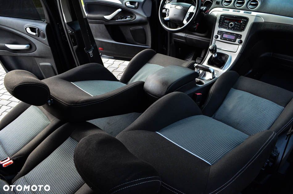 Ford S-Max 2.0 TDCi Ambiente - 33