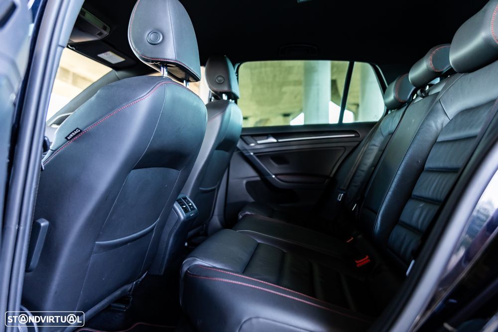 VW Golf GTI Performance BlueMotion DSG - 16