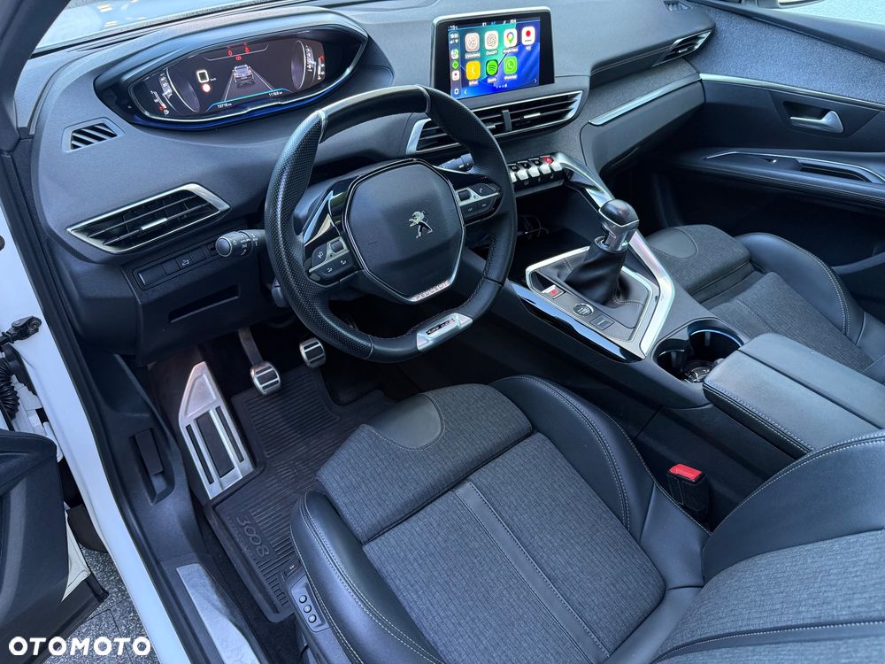 Peugeot 3008 1.2 PureTech GT S&S - 23