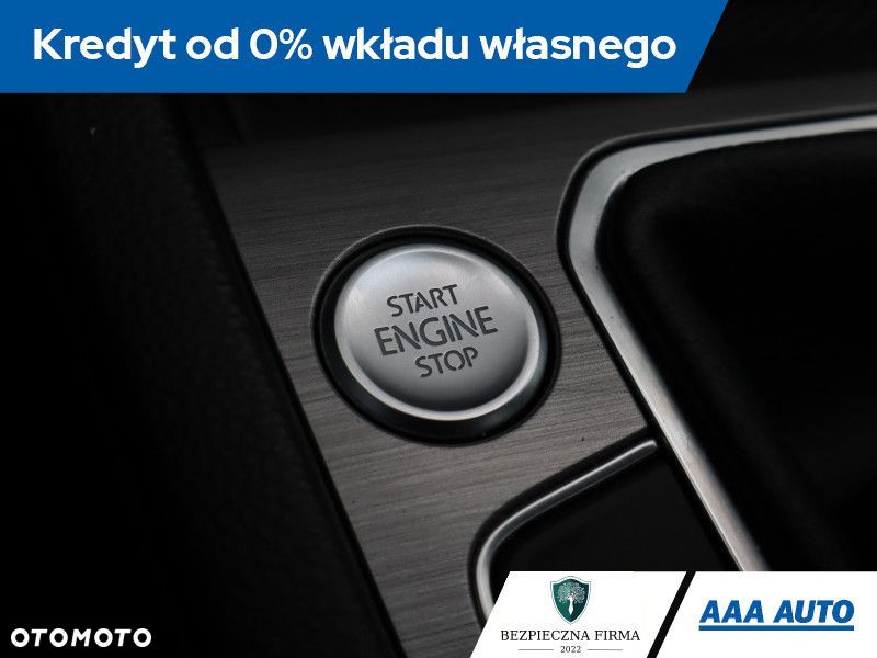 Volkswagen Passat - 13