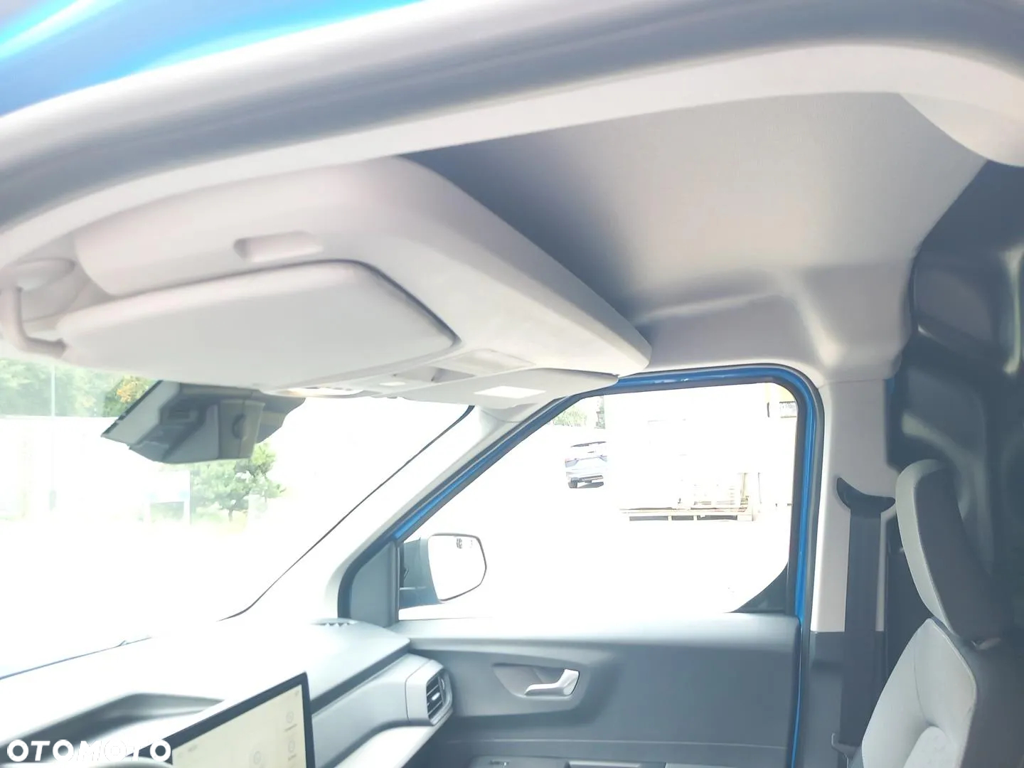 Ford eTransit Courier - 17