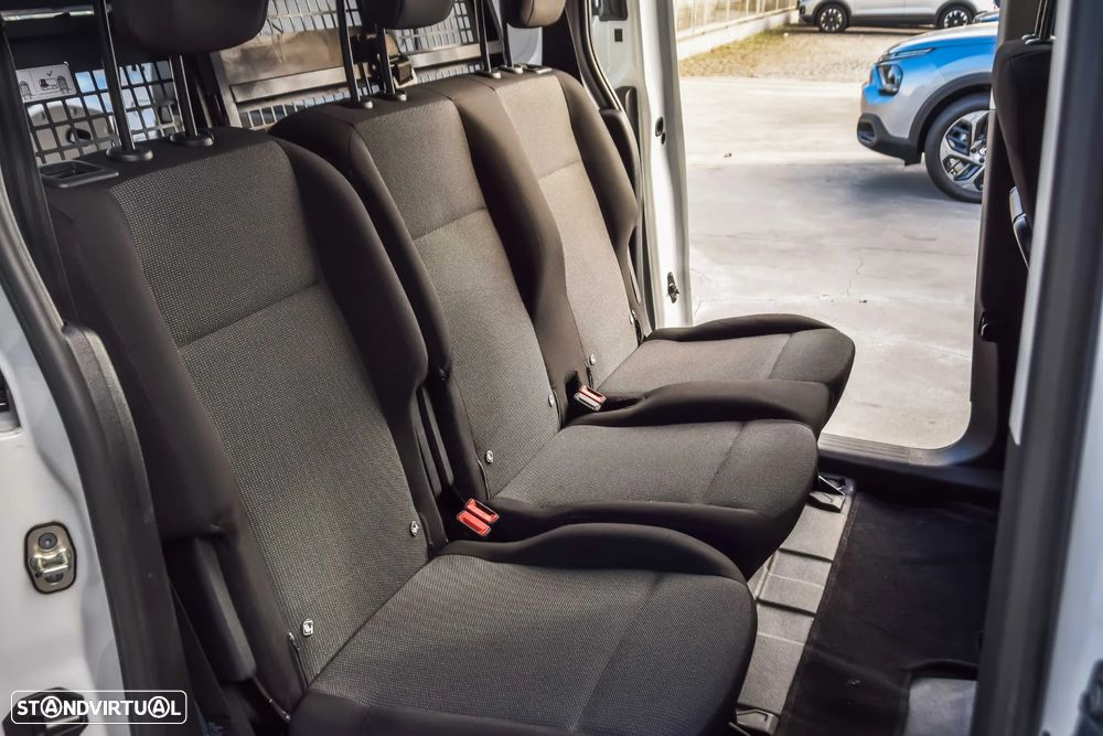 Fiat DOBLO CREW CAB 1.5 BLUEHDI MAXI 5 LUGARES - 12