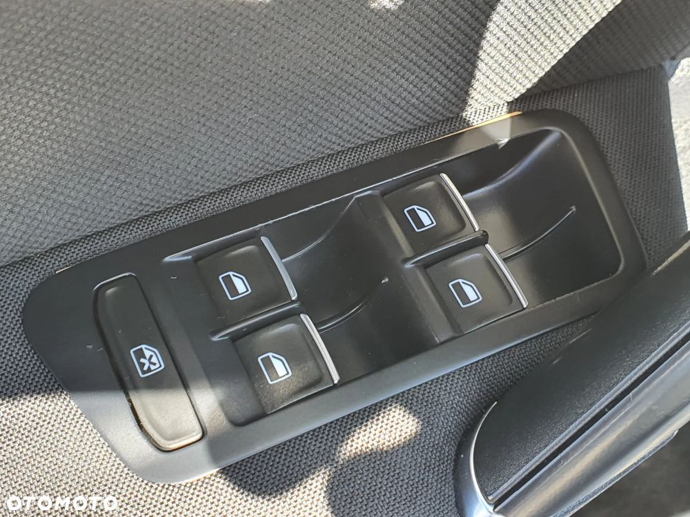 Volkswagen Golf GTD (BlueMotion Technology) DSG - 19