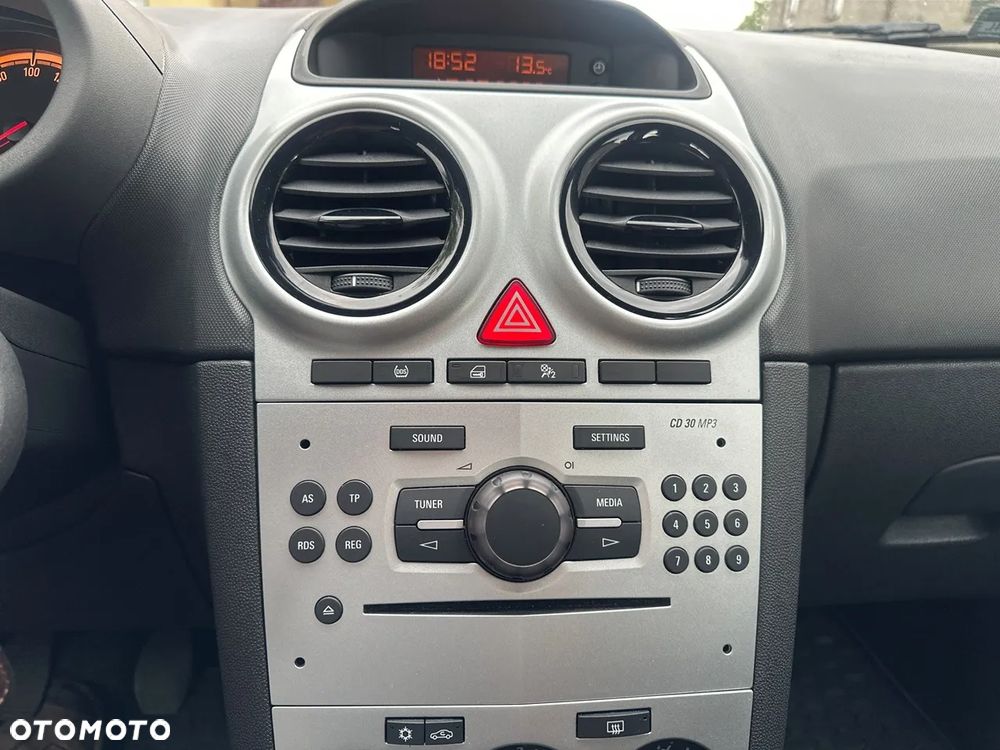Opel Corsa 1.2 16V Essentia - 19