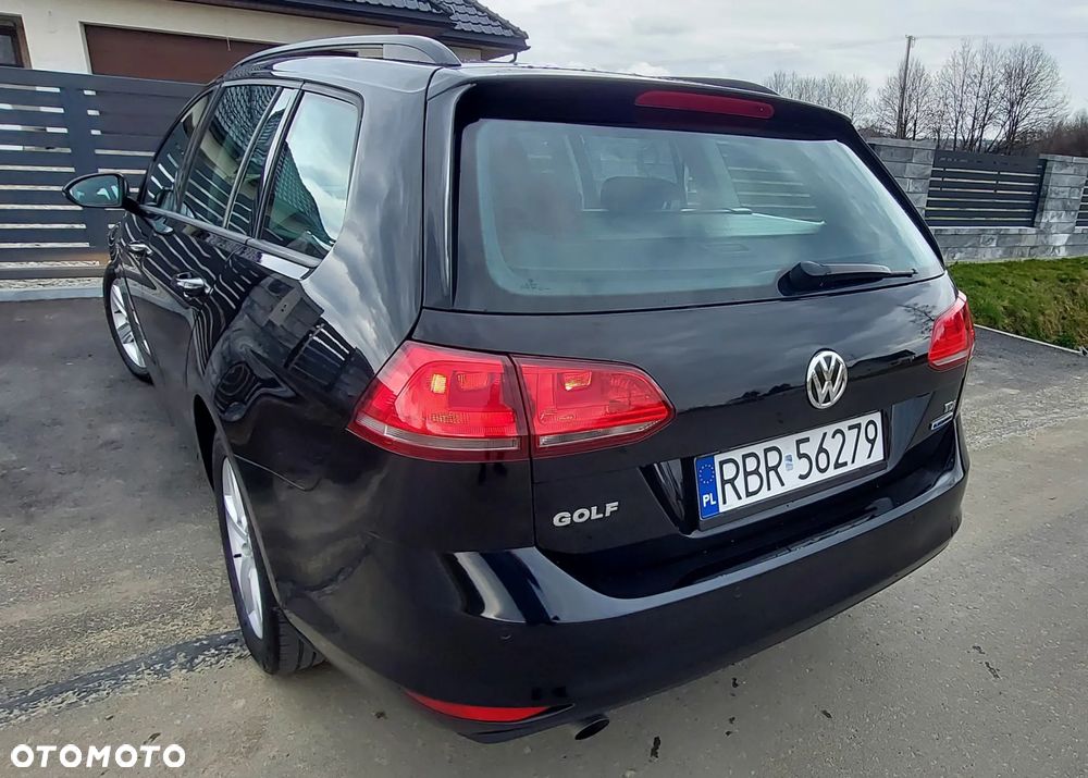 Volkswagen Golf - 14