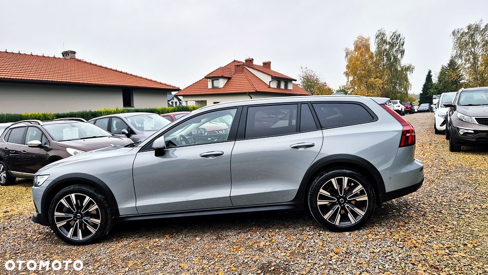 Volvo V60 B5 B AWD Plus Bright - 18