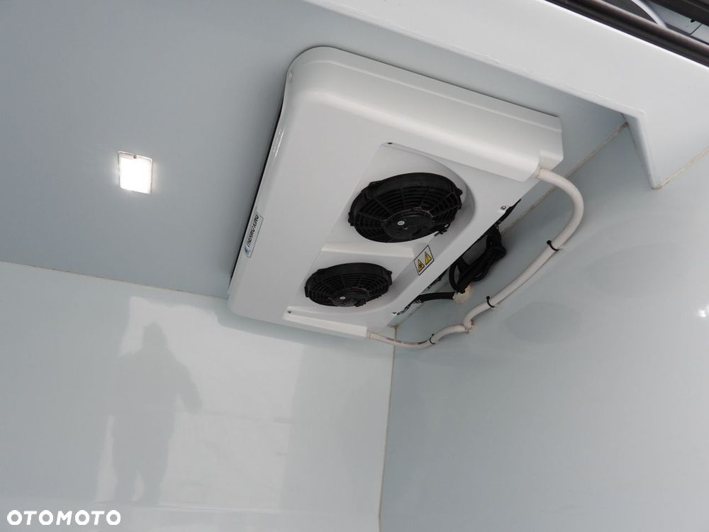 Renault MASTER FURGON CHŁODNIA  -10*C ZASILANIE 230V TEMPOMAT NAWIGACJA LEDY KLIMATYZACJA  150KM - 25