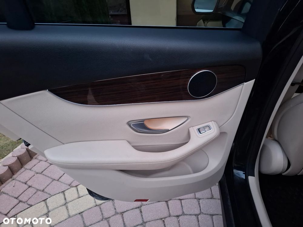 Mercedes-Benz GLC 250 4-Matic - 15