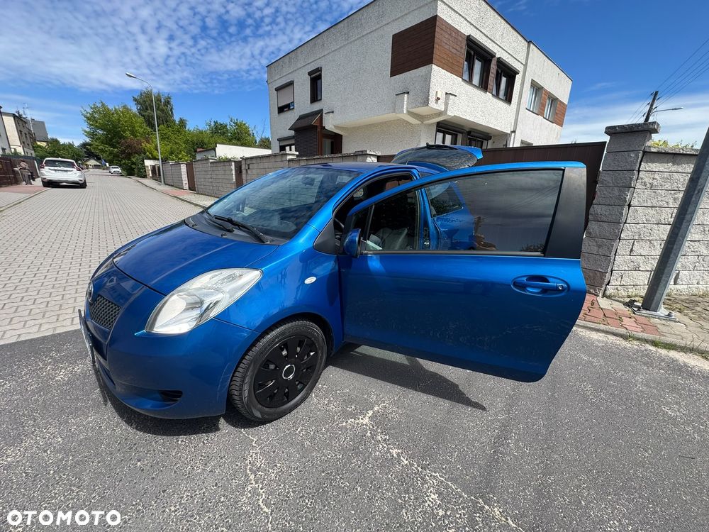 Toyota Yaris 1.3 VVT-i Cool - 25