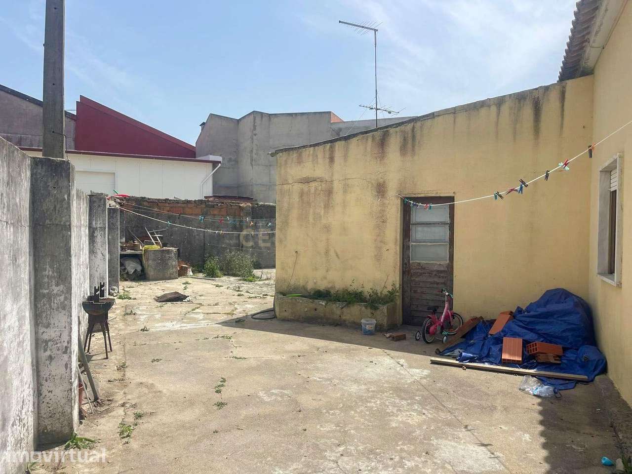 Moradia T3 e Espaço Comercial em Ribamar – Lourinhã - Grande imagem: 4/21
