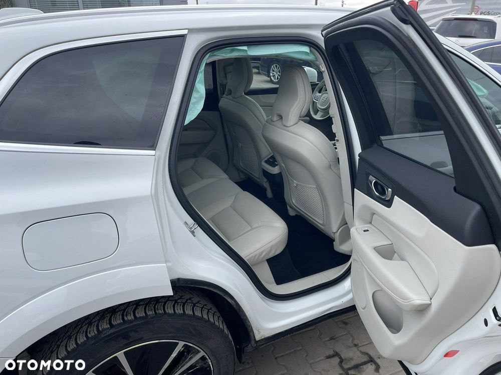 Volvo XC 60 B5 D AWD Ultimate Bright - 7