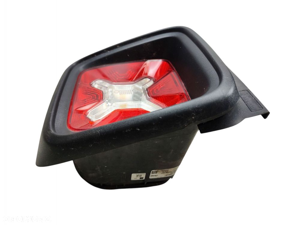 LAMPA LEWA LEWY TYŁ JEEP RENEGADE (2014-2018) 52109469 - 5