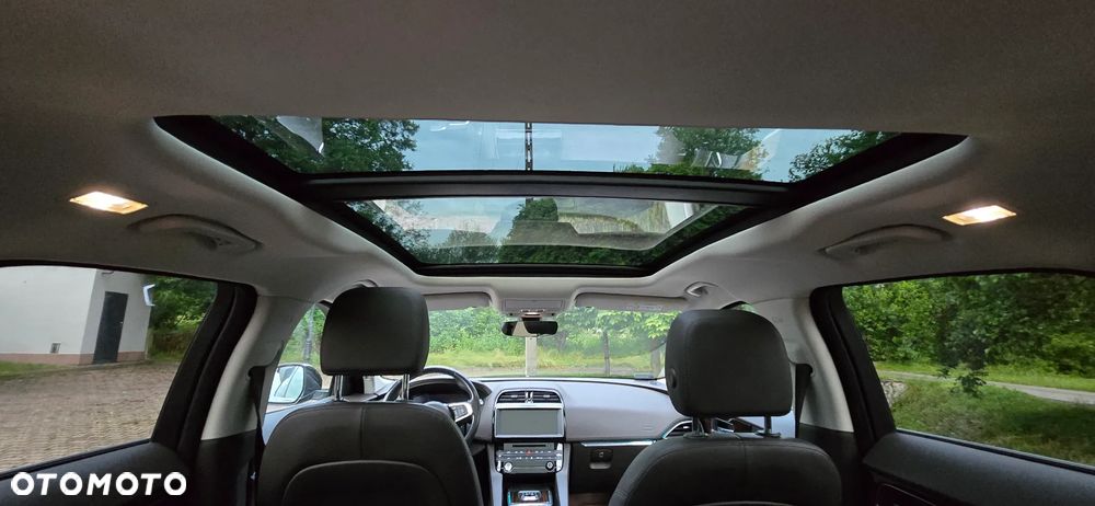Jaguar F-Pace 3.0 TDV6 AWD Portfolio - 11