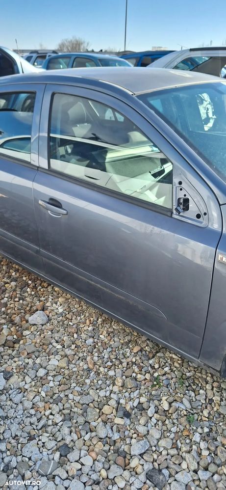 USA FATA DREAPTA OPEL ASTRA HATCHBACK 2004-2010