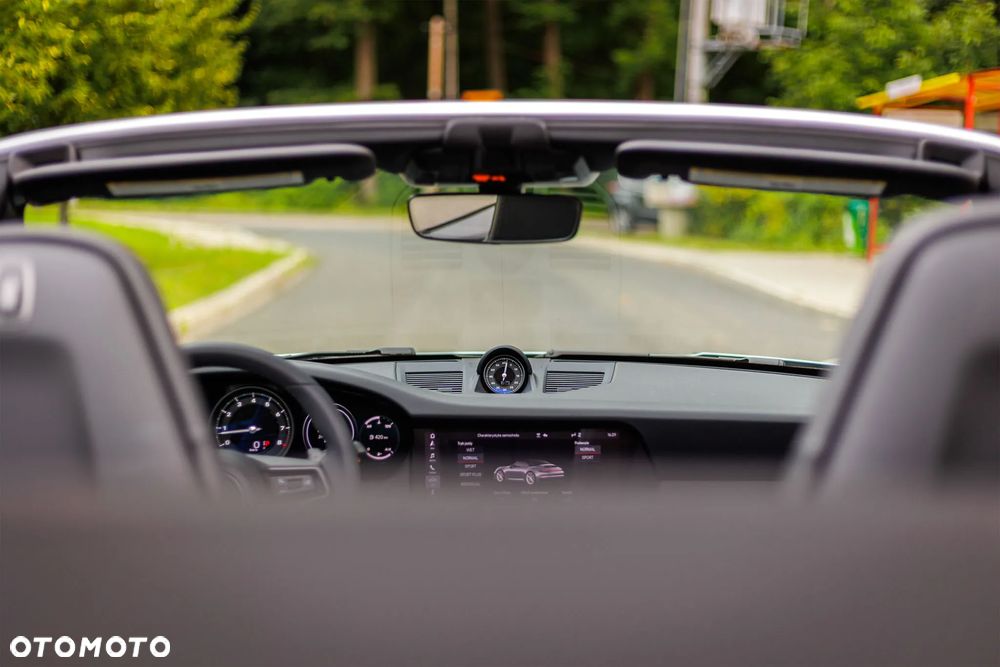 Porsche 911 Carrera 4S Cabriolet PDK - 10