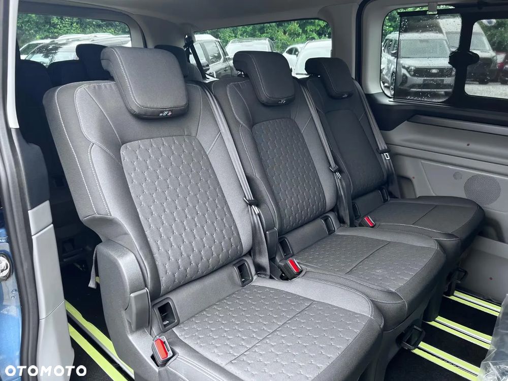 Ford Tourneo Custom 2.0 EcoBlue 320 L2 Titanium - 18