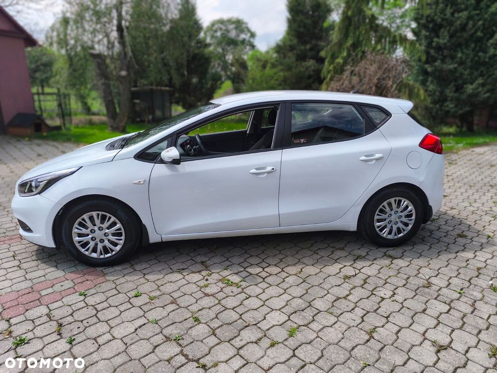 Kia Ceed 1.6 GDI L - 4