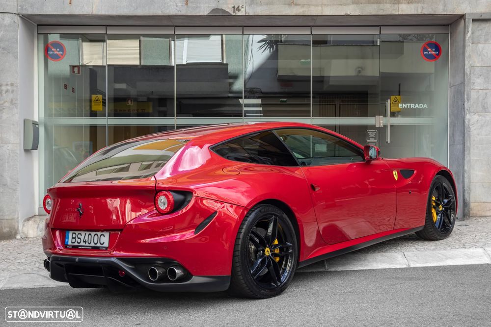 Ferrari FF 6.3 V12 - 45