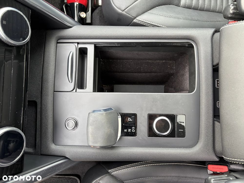 Land Rover Discovery 2.0 P300 R-Dynamic SE - 24