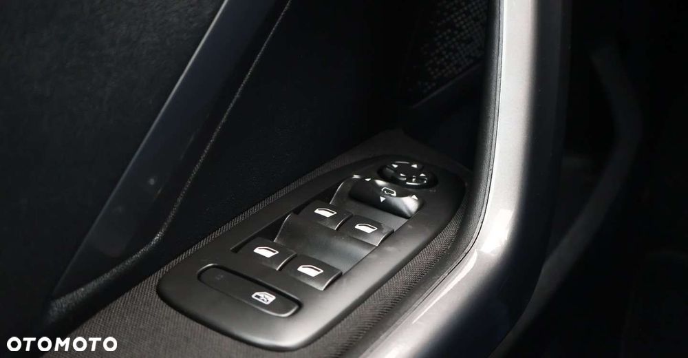 Peugeot 2008 - 30