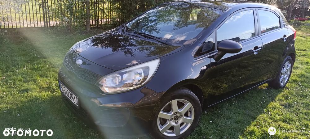 Kia Rio 1.4 L - 3