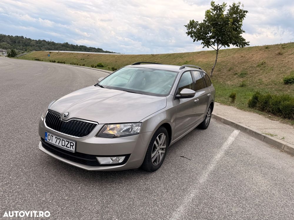 Skoda Octavia 1.6 Combi Style - 1
