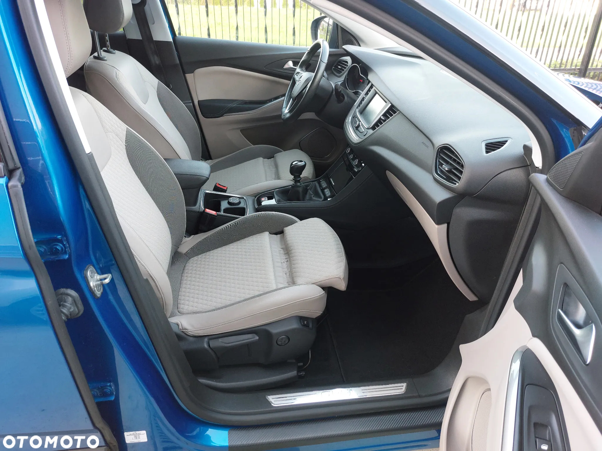 Opel Grandland X 1.2 Start/Stop INNOVATION - 6
