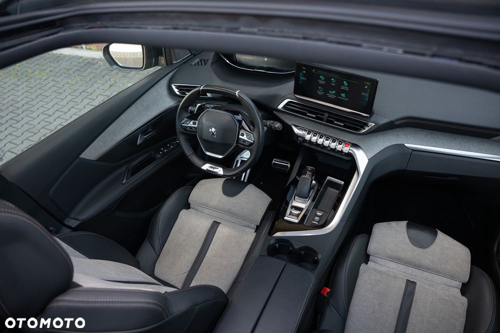 Peugeot 3008 1.6 PureTech Hybrid PHEV Allure Pack S&S EAT8 - 26