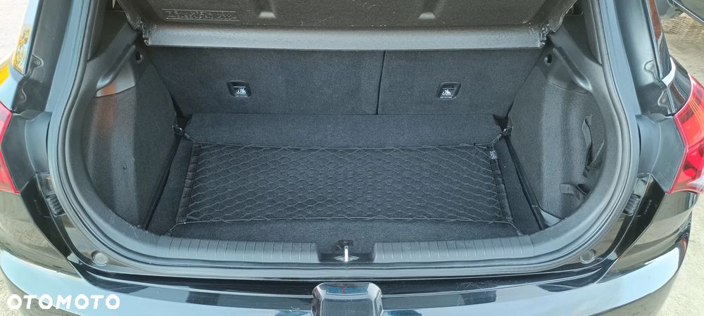 Hyundai i20 1.2 Passion Plus - 11