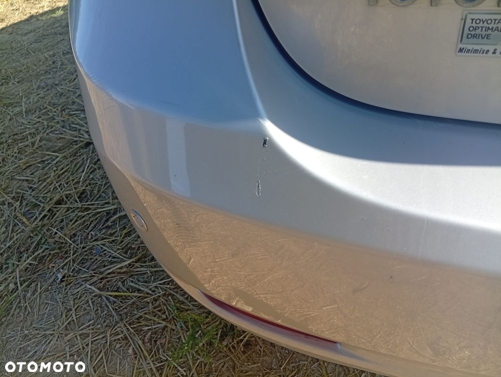 Toyota Avensis 2.0 D-4D Sol - 5